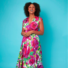 Love Sewing Magazine #140 With Simplicity 8085 Vintage Wrap & 9140 Pullover Dress Patterns